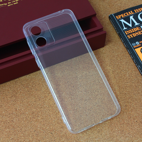 Zastitna silikonska futrola Ultra Thin - Motorola Moto E13 Transparent.