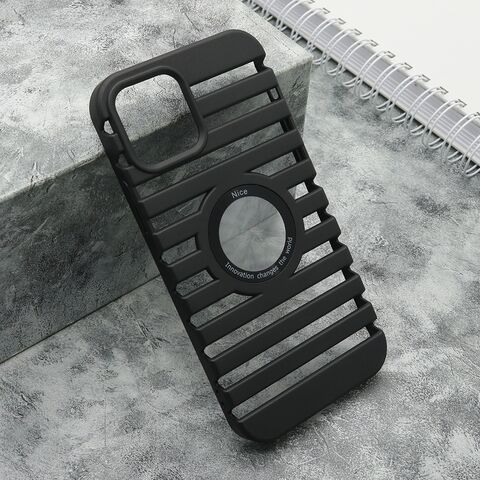 Zastitna futrola LINES LOGO CUT - Iphone 12/12 Pro (6.1) crna (MS).