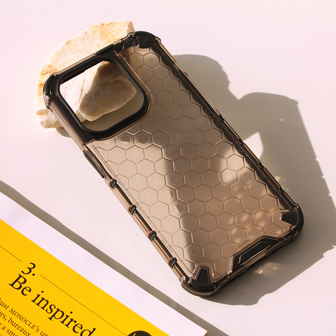 Zastitna futrola Honeycomb - iPhone 14 Pro crna.