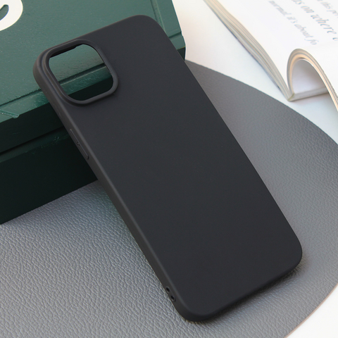 Zastitna silikonska futrola Skin - iPhone 15 Plus mat crna.
