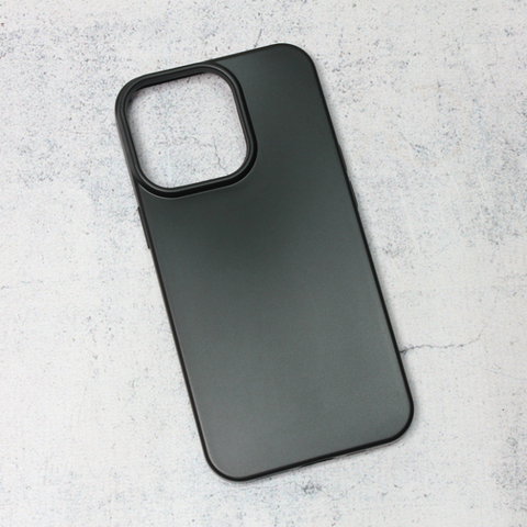 Zastitna silikonska futrola Skin - iPhone 13 Pro mat crna.