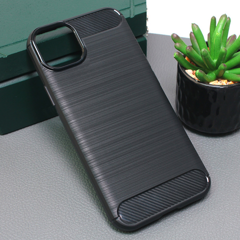 Zastitna futrola Defender Safeguard - iPhone 15 Plus crna.
