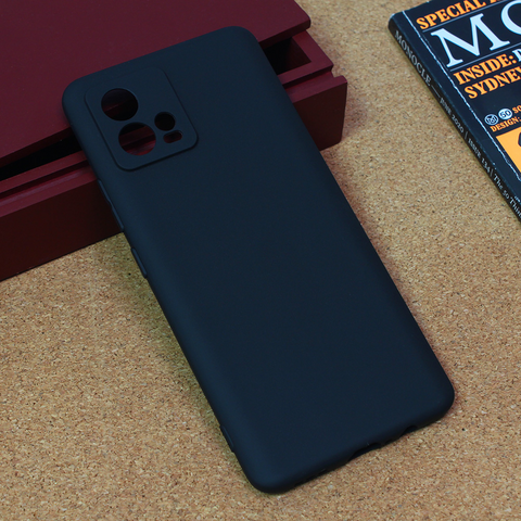 Zastitna silikonska futrola Ultra Thin - Motorola Moto G72 mat crna.