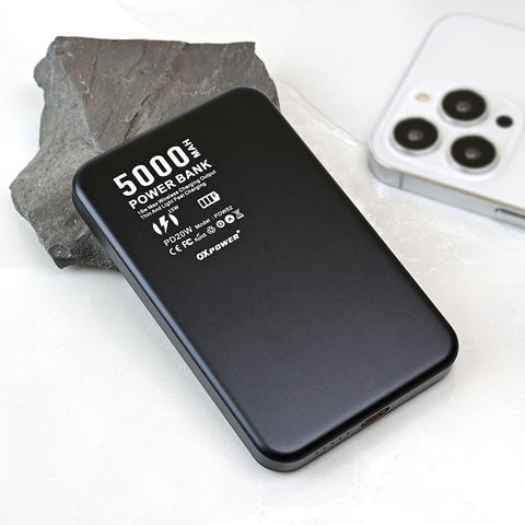 Back Up baterija (univerzalna) prenosiva baterija Magsafe Oxpower PD W52 5000mAh crna.