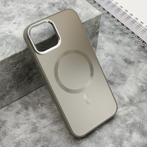 Zastitna futrola COLOR METAL MagSafe - iPhone 15 srebrna (MS).