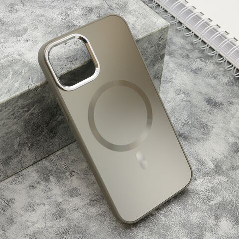 Zastitna futrola COLOR METAL MagSafe - iPhone 12/12 Pro (6.1) srebrna (MS).