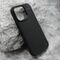 Zastitna silikonska futrola BRUSHED - iPhone 16 Pro (6.3) crna (MS).